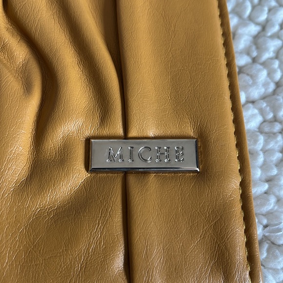 MICHE Classic Shell - Picture 3 of 4